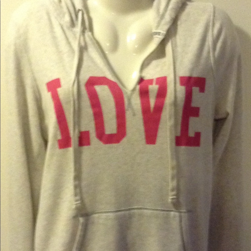 Victoria Secret Sweat shirt 🌞